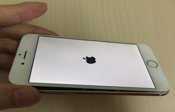 ǿηiPhone618.jpg